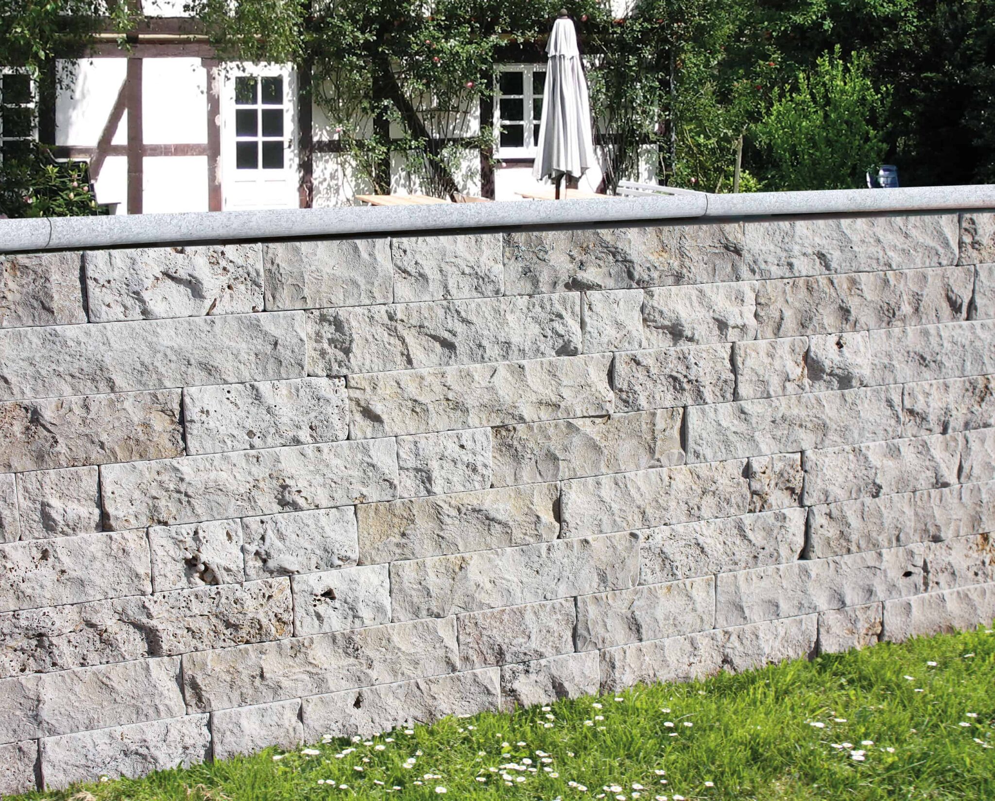 Kalkstein Verkleidungsplatte | Wandverkleidung | Häusler